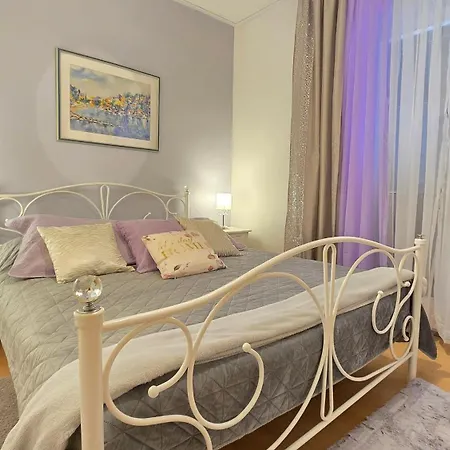 Guest House Villa Ines - Annex Bed & Breakfast Zadar
