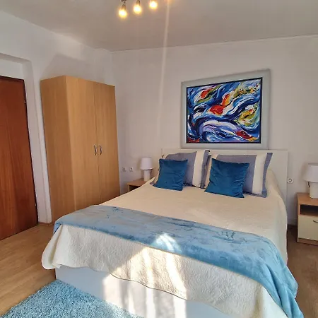 Ines - Annex Bed and Breakfast