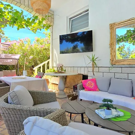 Avalena Residence Bed & Breakfast 3*