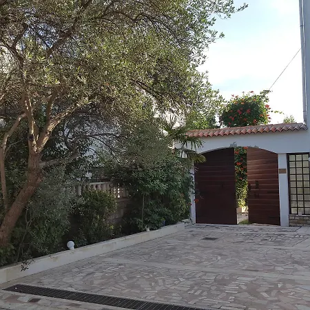 Bed & Breakfast Guest House Villa Ines - Annex