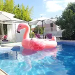 فندق مبيت وإفطار Ines - Annex زادار