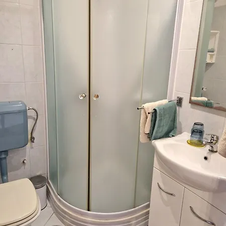 Bed & Breakfast Ines - Annex 3*