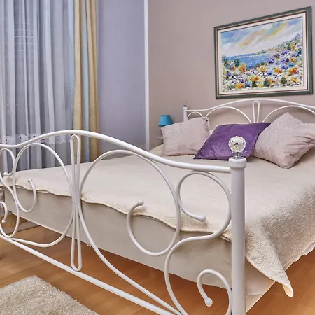 Bed & Breakfast Avalena Residence 3*