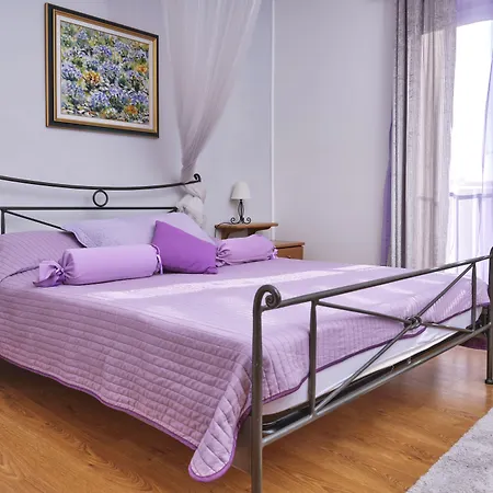 Bed & Breakfast Avalena Residence 3*