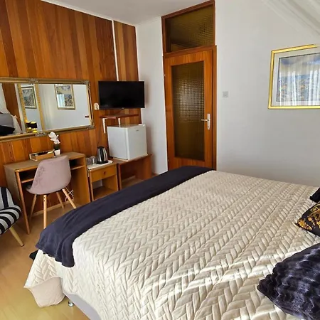 Avalena B&B 3*