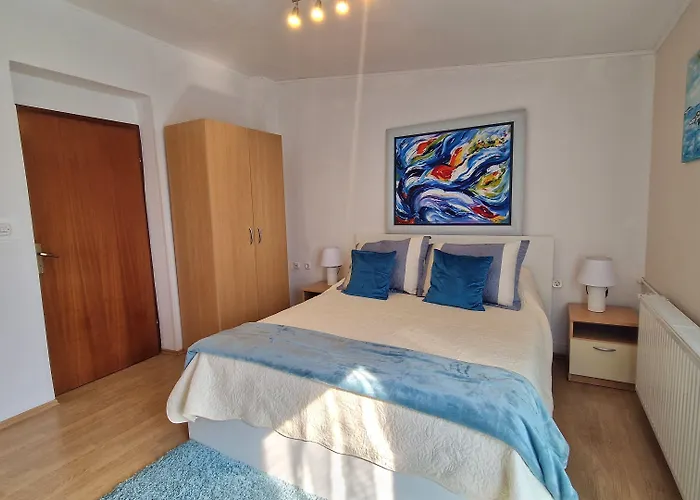 Guest House Villa Ines - Annex Bed & Breakfast